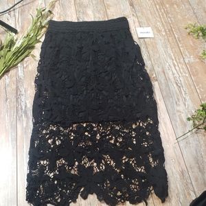 Meraki flower lace skirt